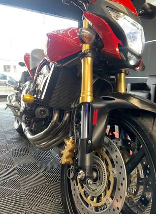 HONDA CB 600F HORNET HONDA CB 600F HORNET